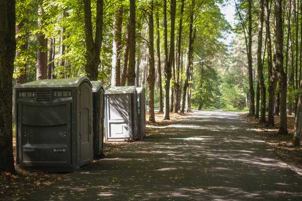 Best Porta potty rental near me  in Middleburg Heights, OH